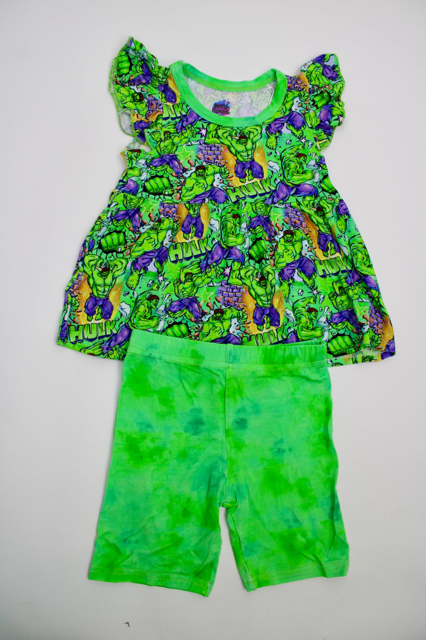 Smash Mode Flutter Sleeve Peplum & Shorts