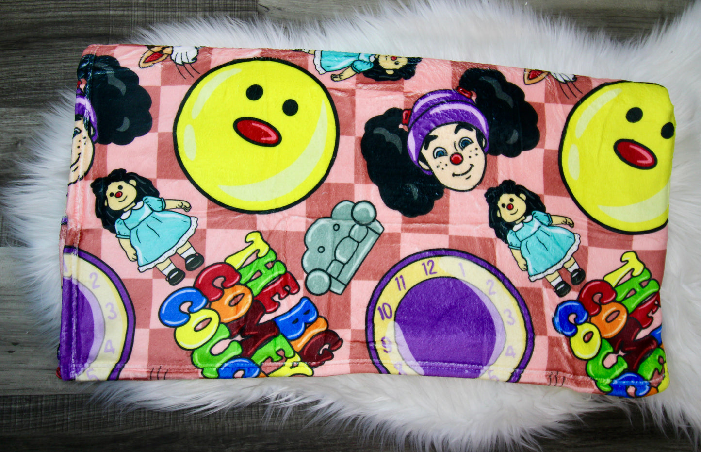 A clown & her Dolly Throw