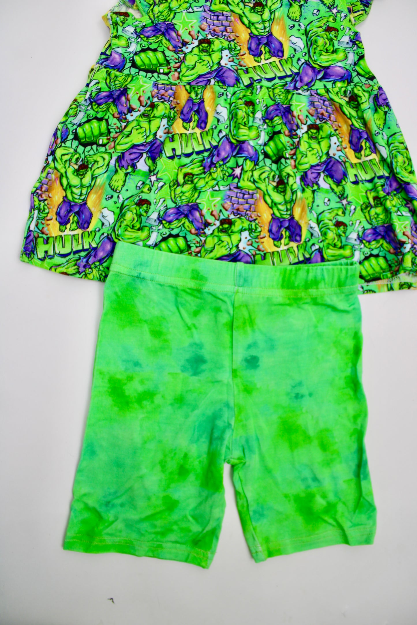 Smash Mode Flutter Sleeve Peplum & Shorts