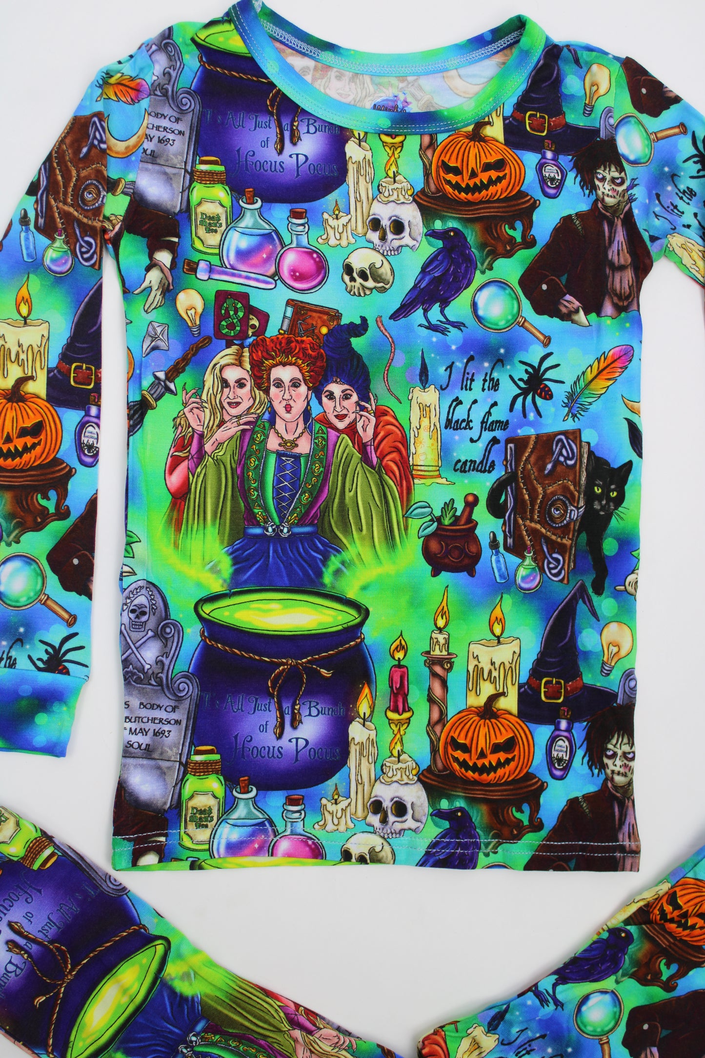 Sisters of Salem 2 Piece Set