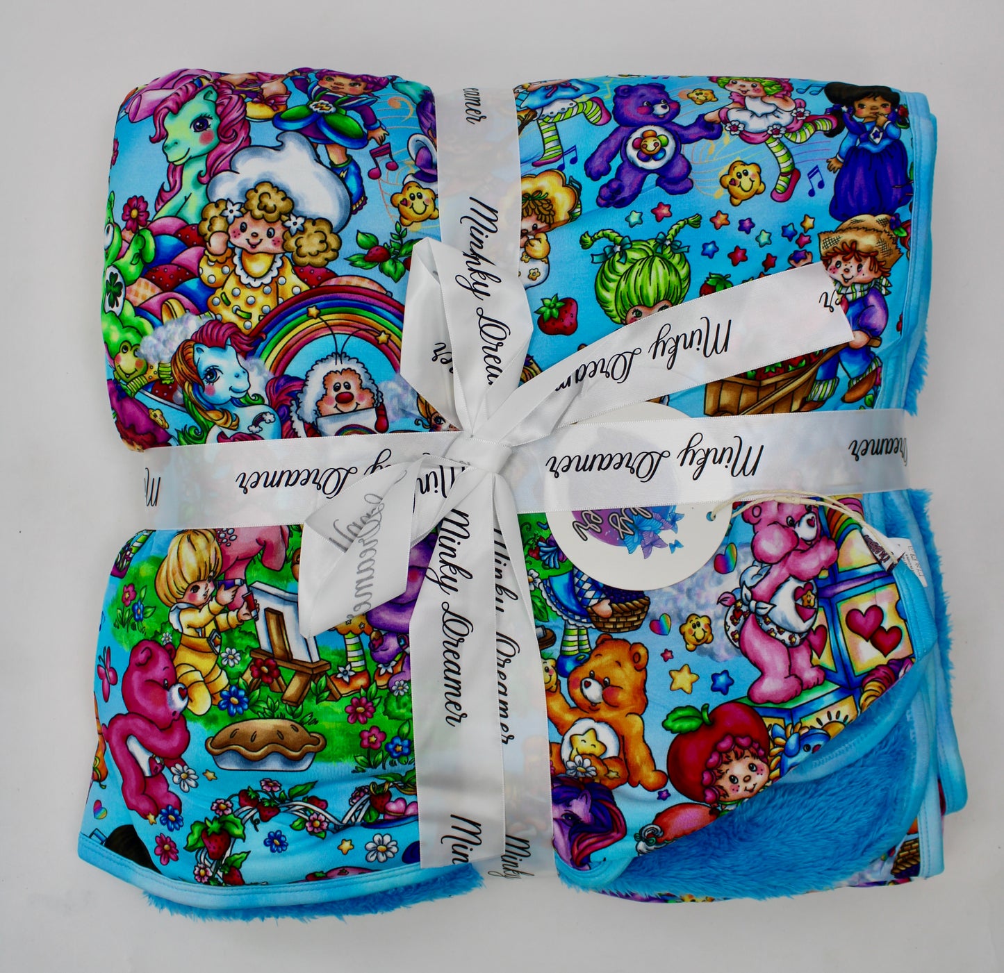 80’s toon friends blue bamboo plush 60x60 Blanket