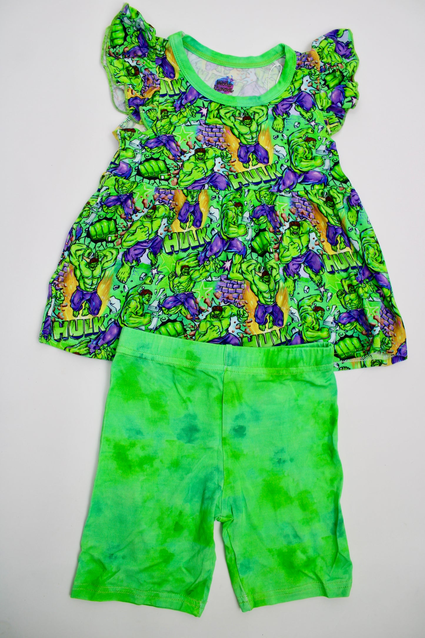 Smash Mode Flutter Sleeve Peplum & Shorts