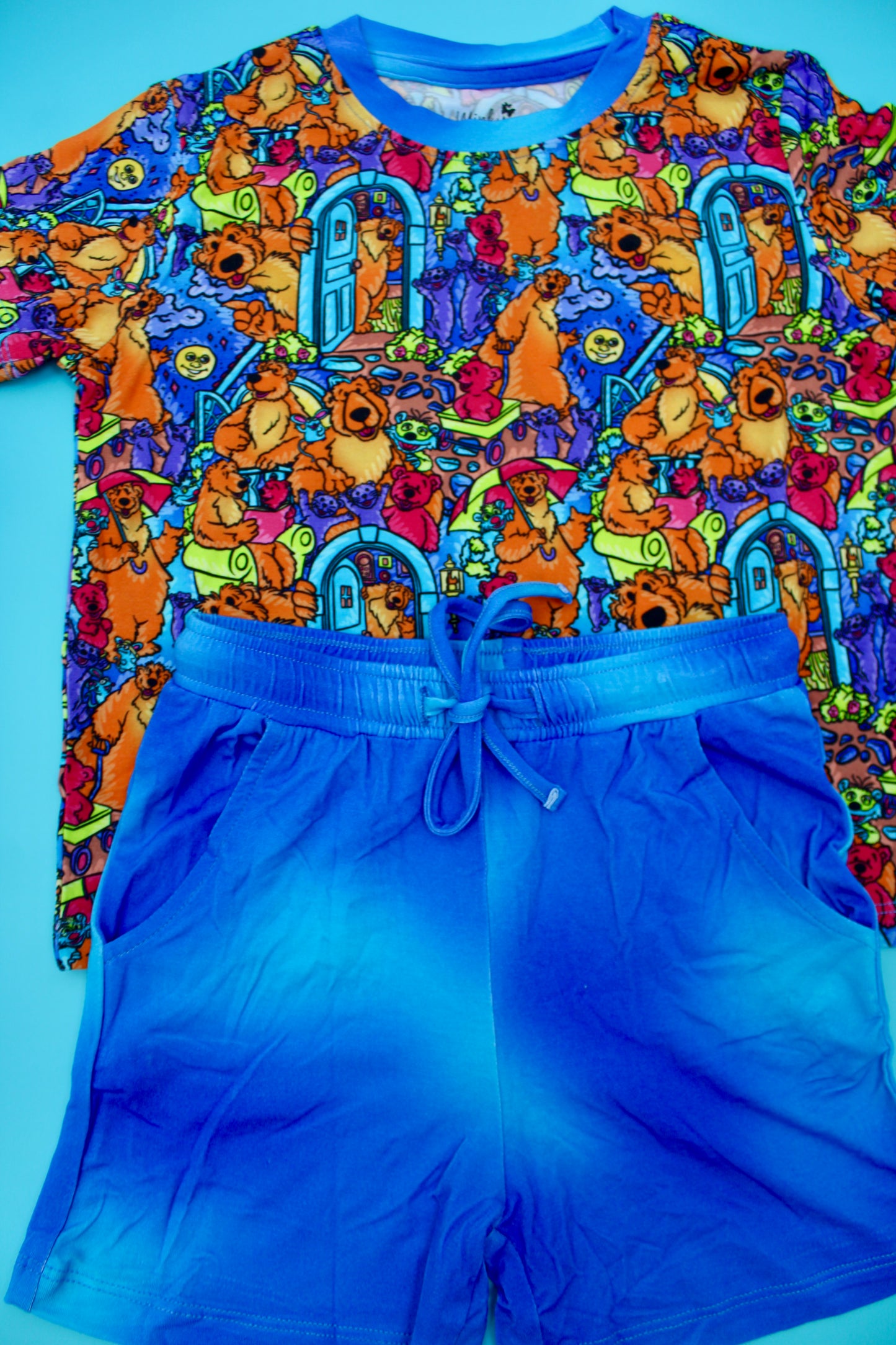 House of Hugs tee & shorts