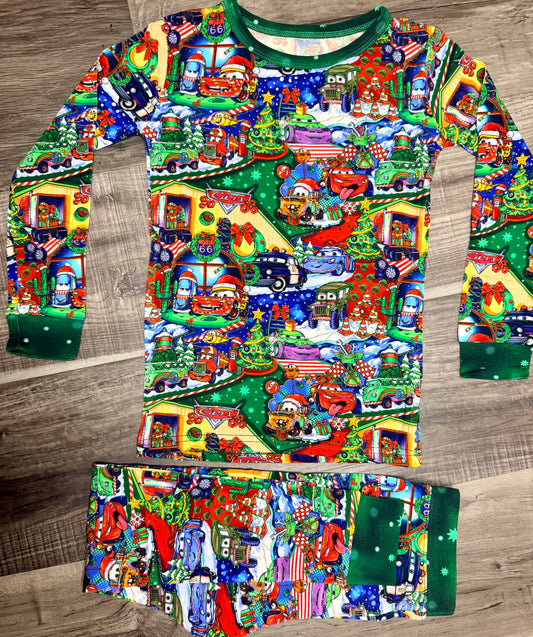 Ka-Chow Christmas 2 Piece Set