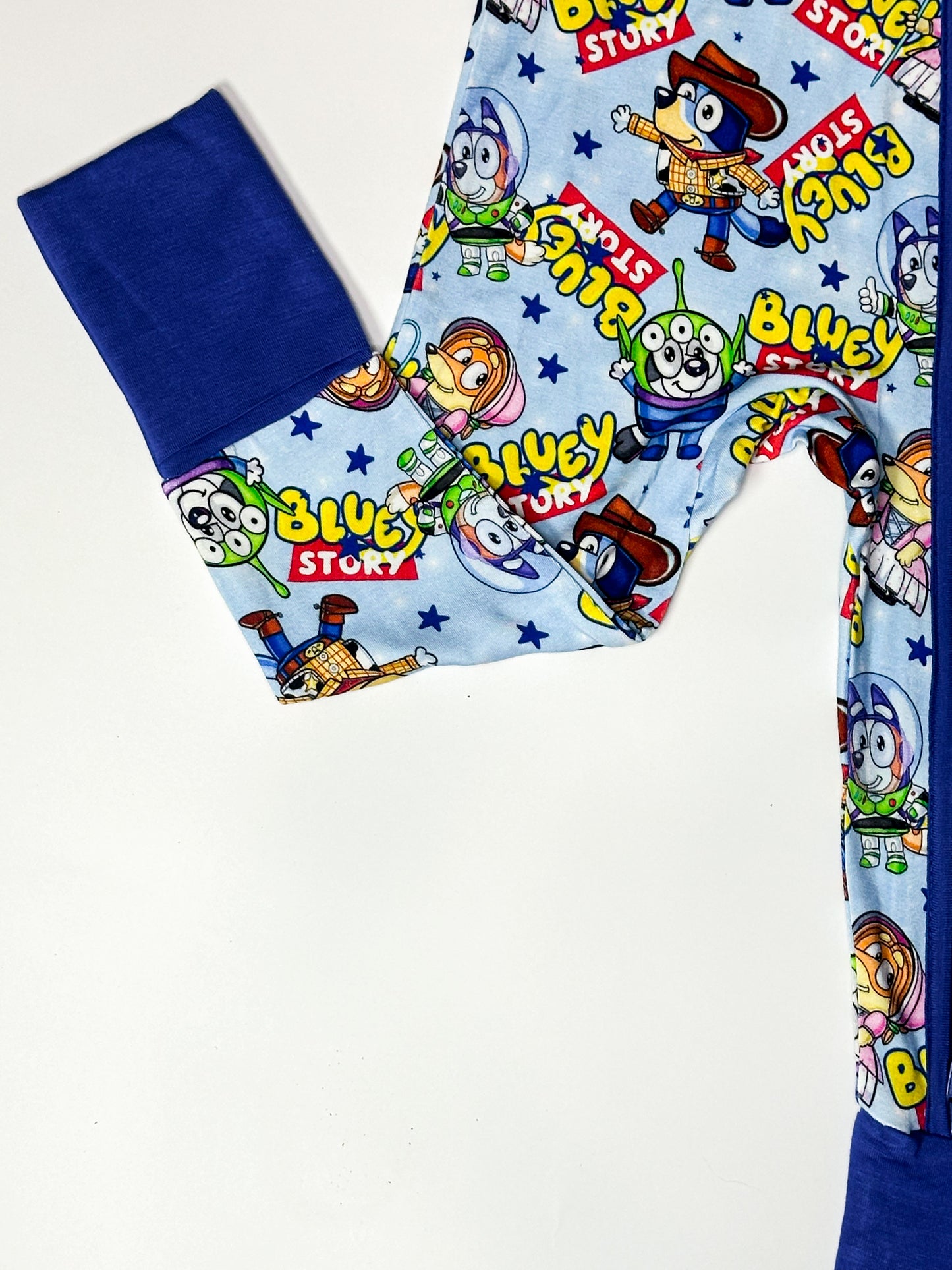 Blue Dog Story Zippies