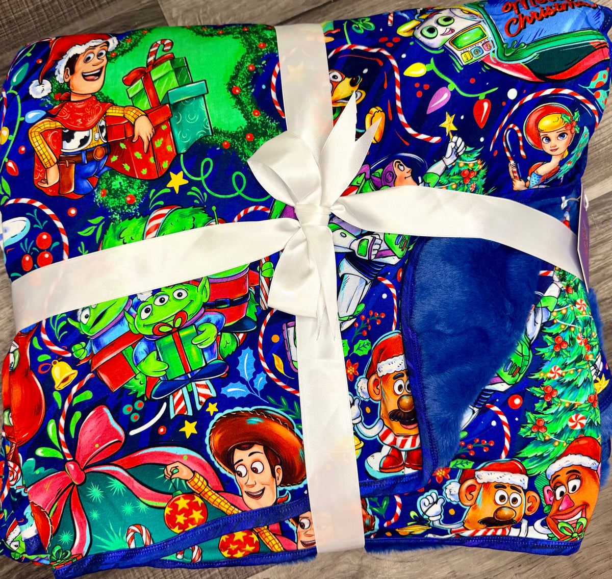 Christmas & Beyond 60x80 Bamboo Plush