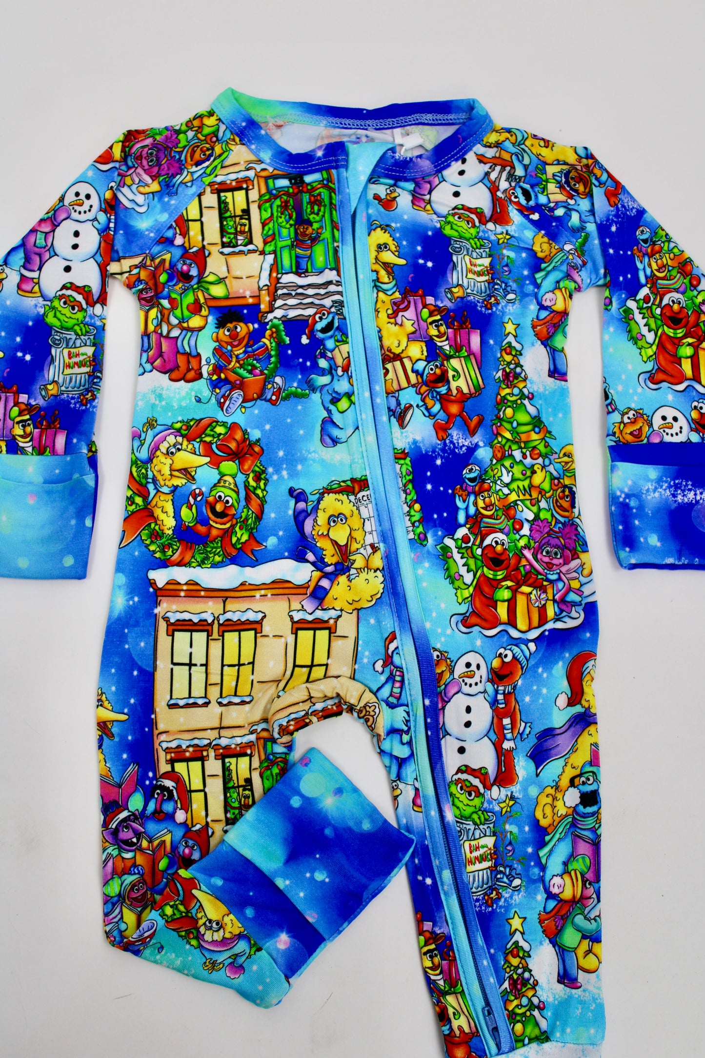 Jolly Neighborhood Christmas Zippy