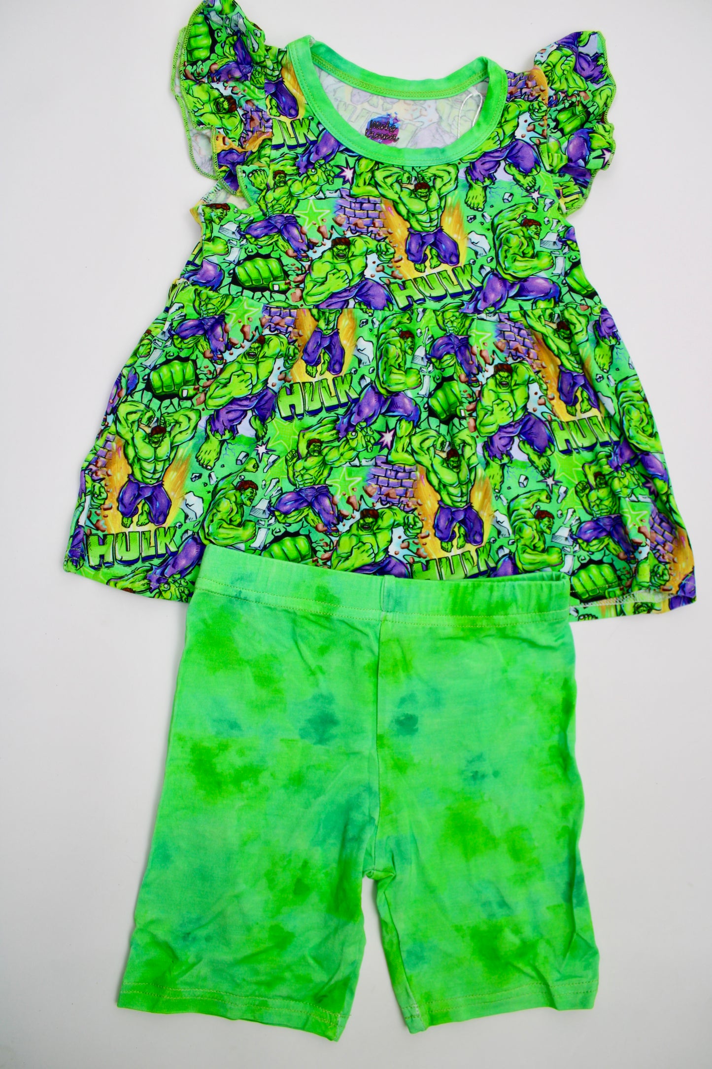 Smash Mode Flutter Sleeve Peplum & Shorts