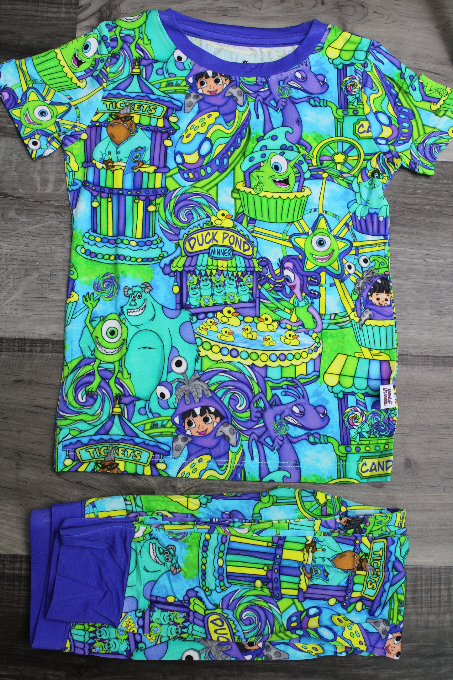Scare Fair Short Sleeve and Pants