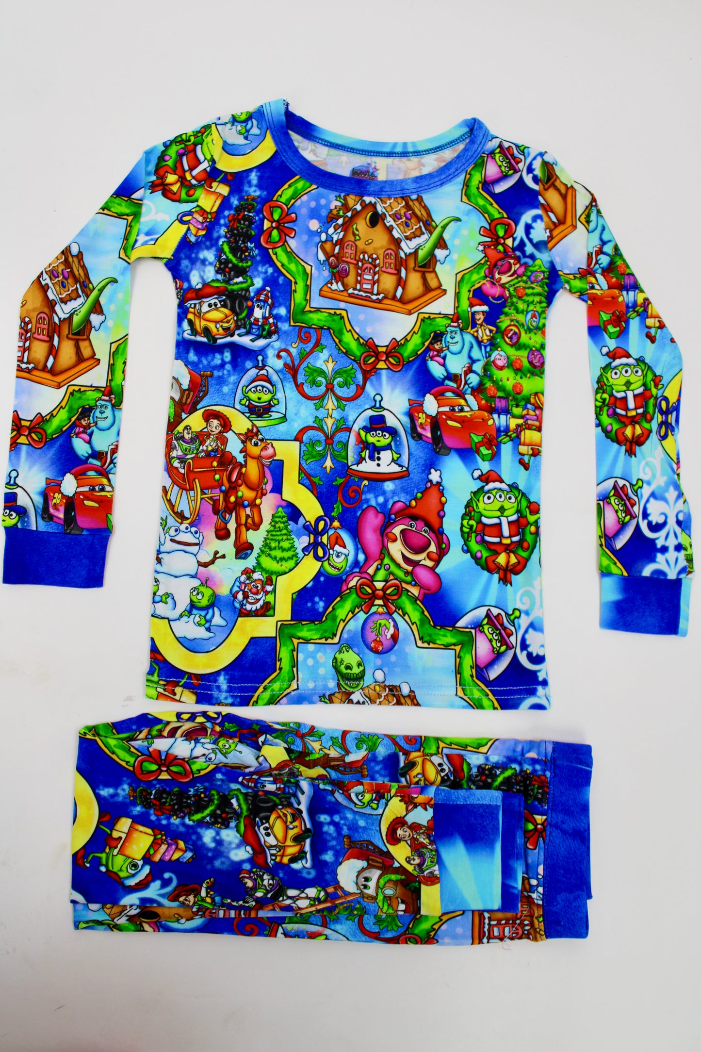 Toon Town Holiday 2 Piece