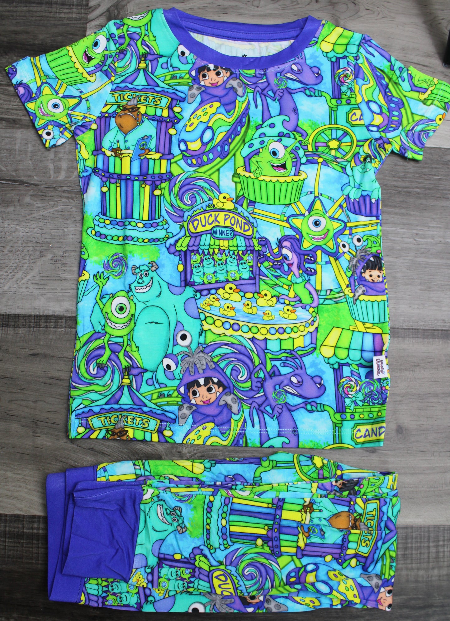 Scare Fair Short Sleeve and Pants