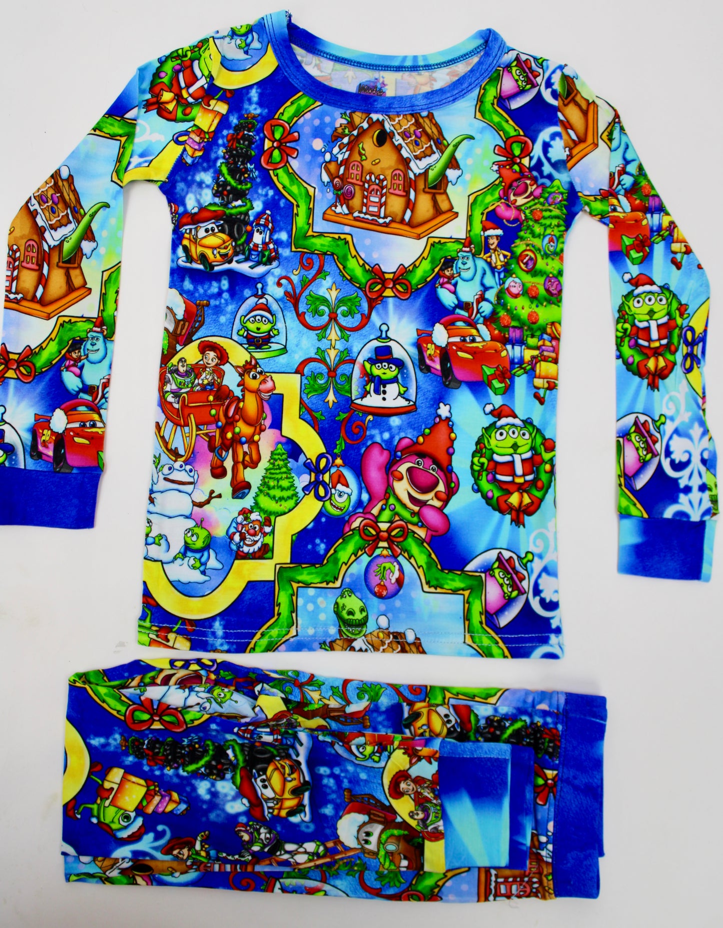 Toon Town Holiday 2 Piece