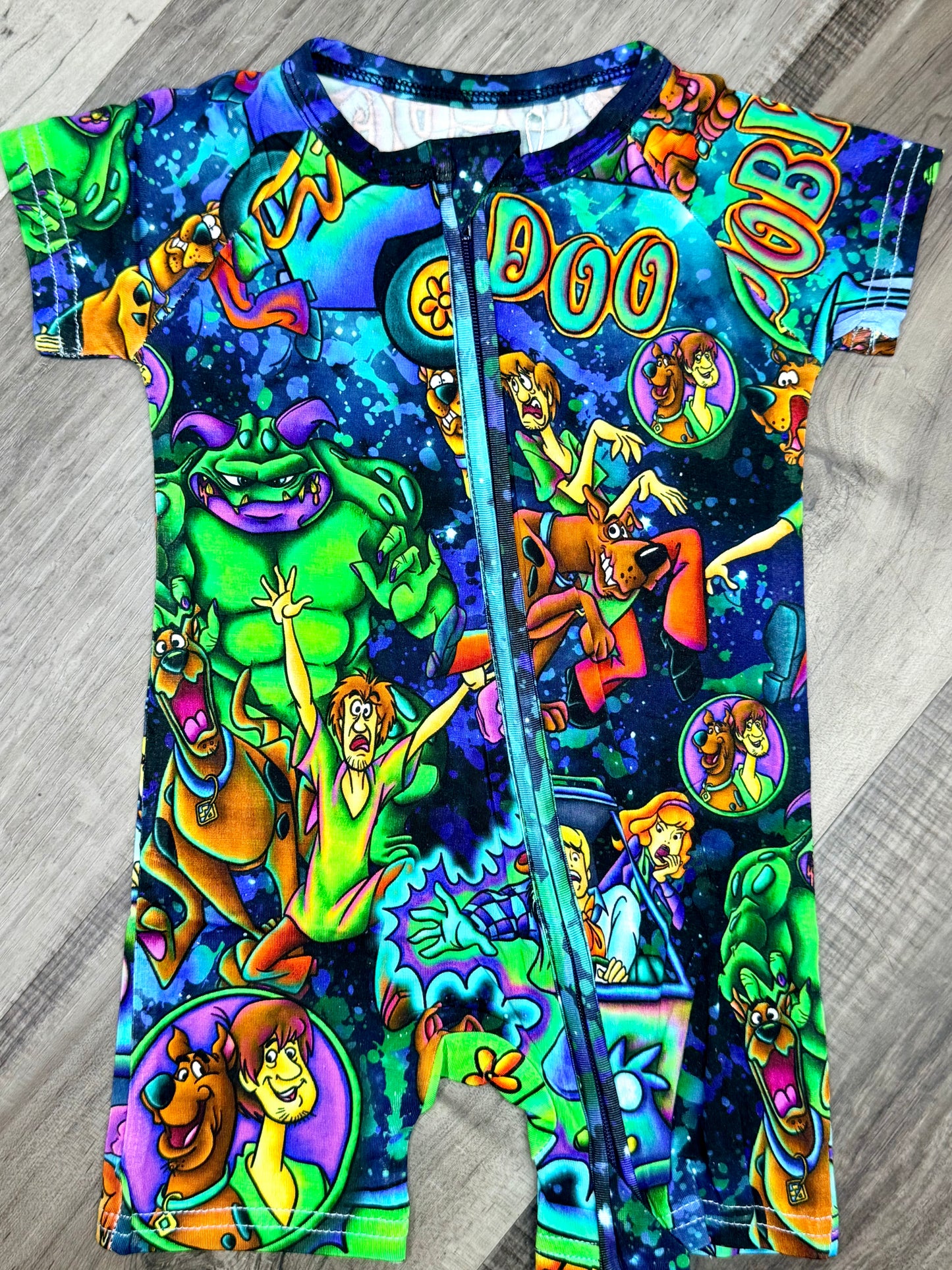 Mystery Crew Shortie